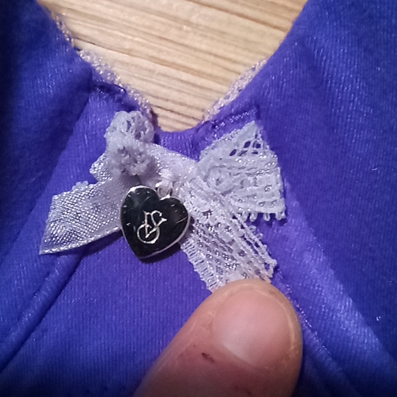 Victoria's Secret purple demi bra 32D - Picture 2 of 6